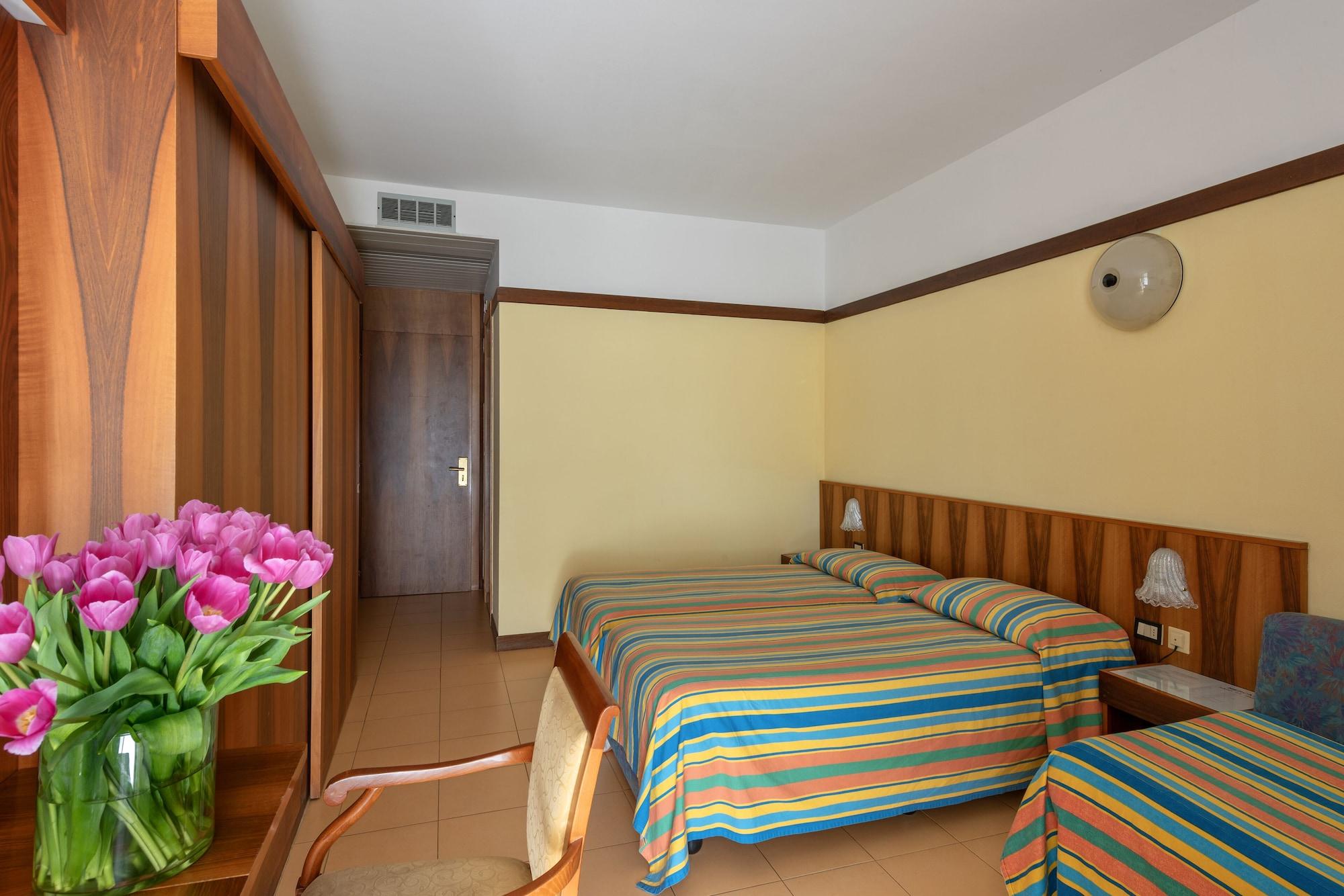Sporthotel Olimpo Garda  Exterior photo
