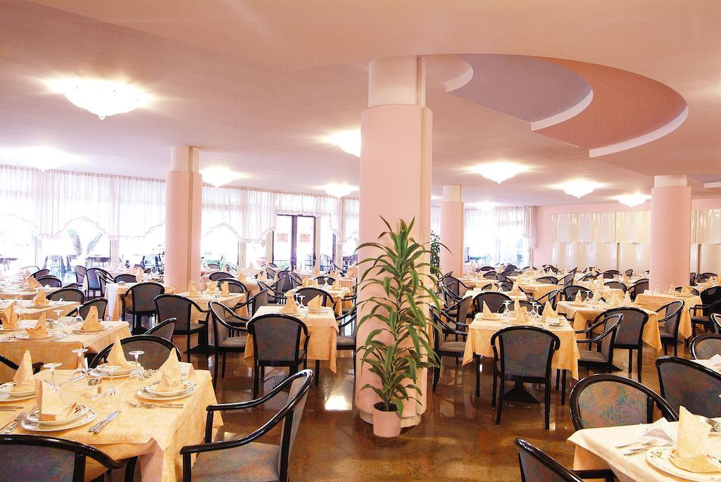 Sporthotel Olimpo Garda  Exterior photo