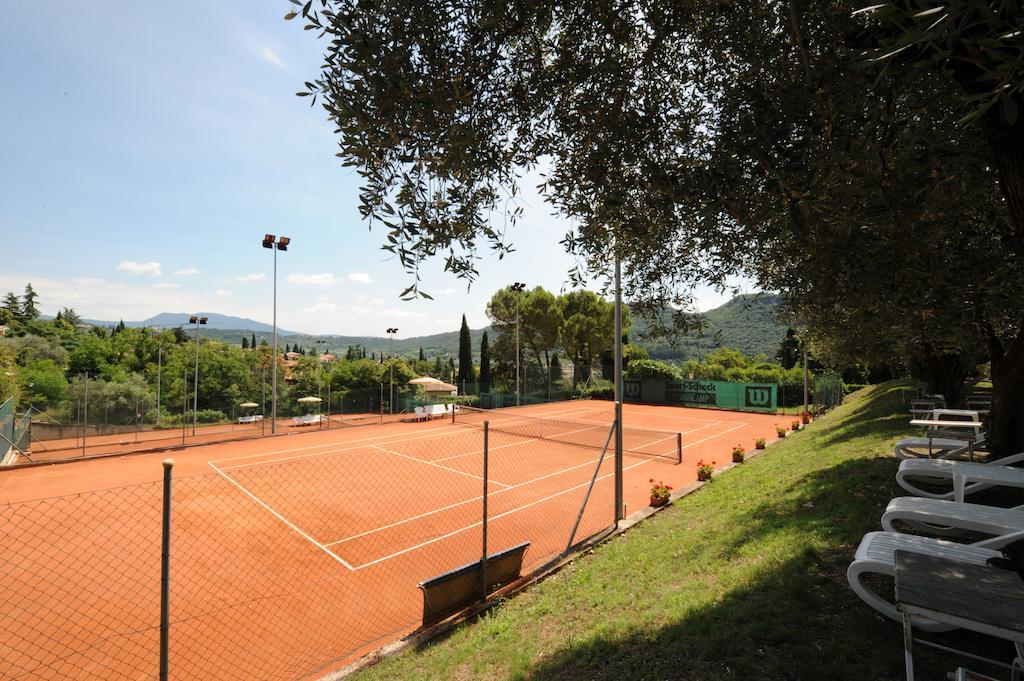 Sporthotel Olimpo Garda  Exterior photo