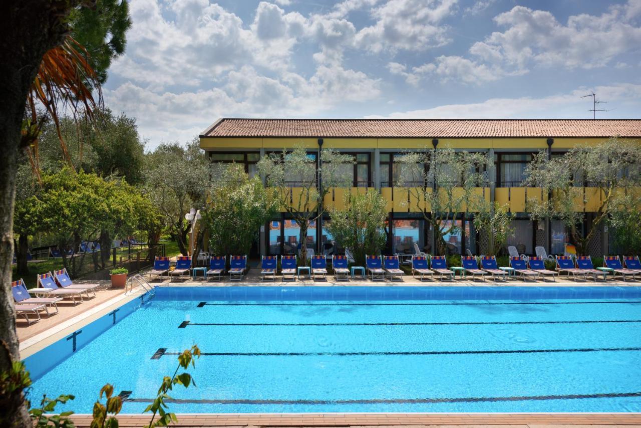 Sporthotel Olimpo Garda  Exterior photo